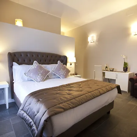 Chic & Town Luxury Rooms Piazza Di Spagna