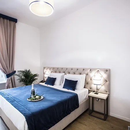 Chic & Town Luxury Rooms Piazza Di Spagna