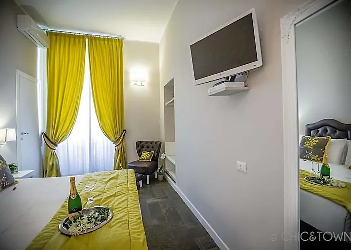 Oda ve Kahvaltı Chic & Town Luxury Piazza Di Spagna 4*