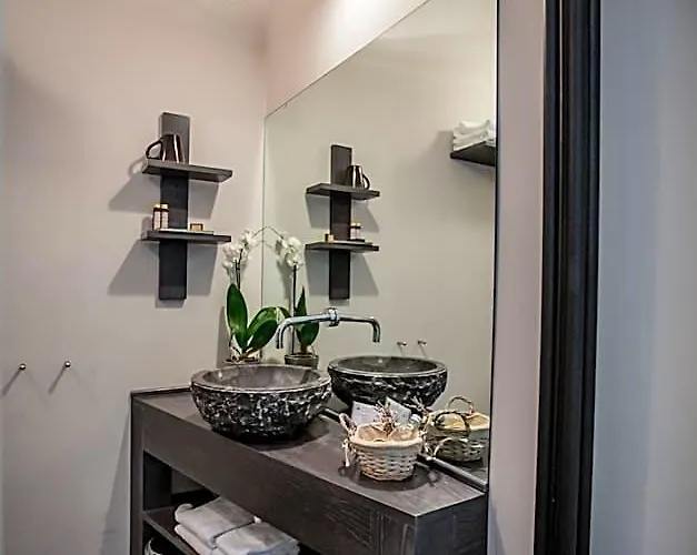 Chic & Town Luxury Piazza Di Spagna 4*
