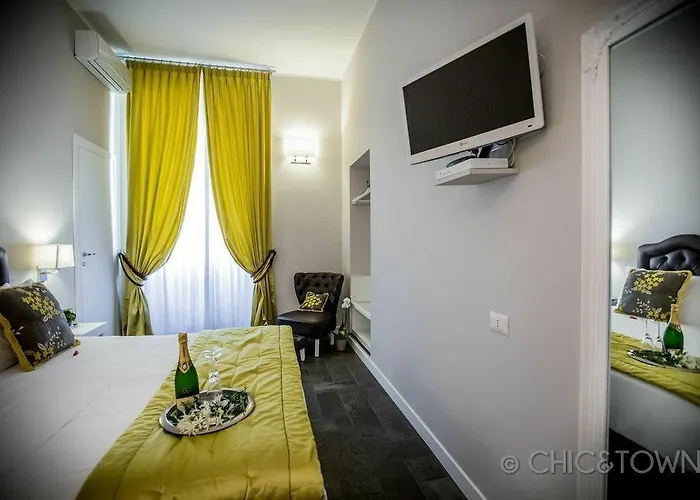 Oda ve Kahvaltı Chic & Town Luxury Piazza Di Spagna 4*